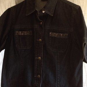 Heavy denim short-sleeve shirt/jacket with metal accents by Chico. Sz 2